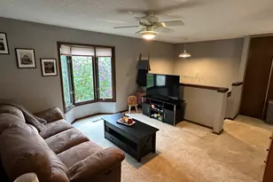 606 4th Ave NE, Saint Cloud, MN 56304 - Photo 6
