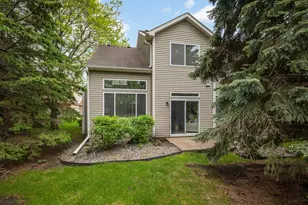 2198 Water Lilly Ln, Eagan, MN 55122 - Photo 26