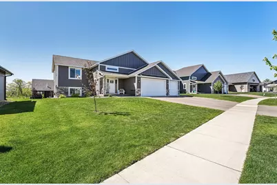 2532 Miller Avenue, River Falls, WI 54022 - Photo 4