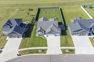 6969 Golden Vly Pkwy S, Fargo, ND 58104 - Photo 10
