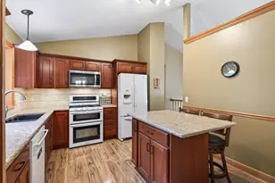 13628 Bryant Pl S, Burnsville, MN 55337 - Photo 16