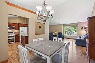13628 Bryant Pl S, Burnsville, MN 55337 - Photo 12