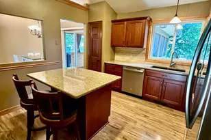 13628 Bryant Pl S, Burnsville, MN 55337 - Photo 16