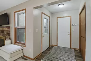 531 Hunter Hill Rd, Hudson, WI 54016 - Photo 2