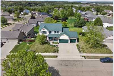 863 Southern Ridge Drive SW, Rochester, MN 55902 - Photo 4