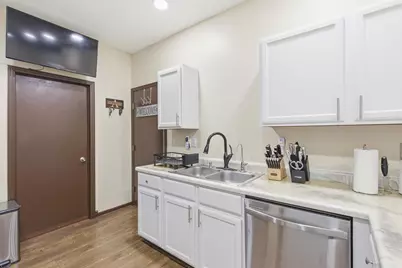 2058 Parkway Avenue, Shakopee, MN 55379 - Photo 6