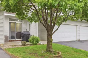 2058 Parkway Ave, Shakopee, MN 55379 - Photo 2