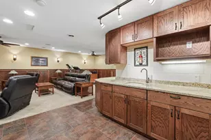 2413 SandStone Dr, Woodbury, MN 55129 - Photo 34