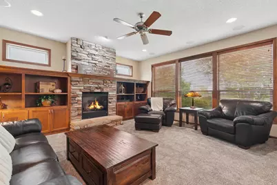 2413 Sandstone Drive, Woodbury, MN 55129 - Photo 8
