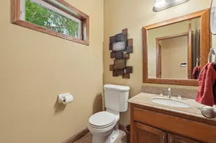 2413 SandStone Dr, Woodbury, MN 55129 - Photo 30