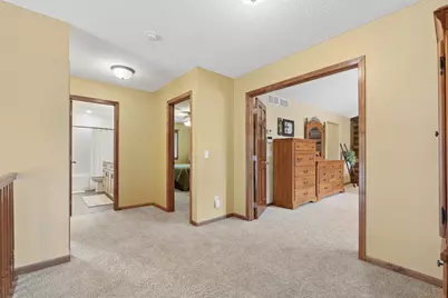 2413 Sandstone Drive, Woodbury, MN 55129 - Photo 24
