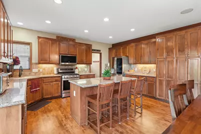2413 Sandstone Drive, Woodbury, MN 55129 - Photo 16