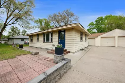 11581 Kumquat Street NW, Coon Rapids, MN 55448 - Photo 2