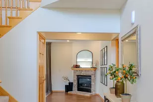 16210 39th Pl N, Plymouth, MN 55446 - Photo 4