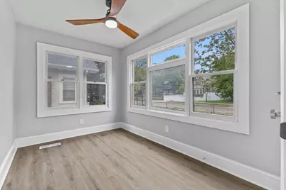 2915 Logan Avenue N, Minneapolis, MN 55411 - Photo 2