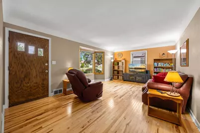 157 Macarthur Street W, South Saint Paul, MN 55075 - Photo 8