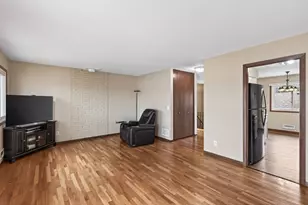 7023 146th St Ct, Apple Valley, MN 55124 - Photo 14