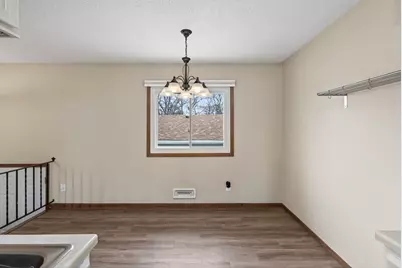 7023 146th Street Court, Apple Valley, MN 55124 - Photo 10