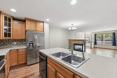 2489 Dawes Place #D, River Falls, WI 54022 - Photo 14