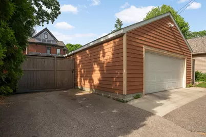 2116 Lincoln Avenue, Saint Paul, MN 55105 - Photo 46