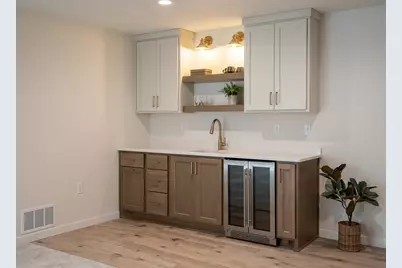 3612 Decorah Way S, Fargo, ND 58104 - Photo 6