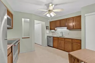 2680 Oxford St N, Roseville, MN 55113 - Photo 6