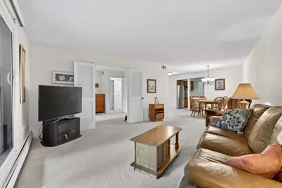 2680 Oxford Street N #108, Roseville, MN 55113 - Photo 4