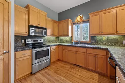 101 Carriage Hill Drive E, Hinckley, MN 55037 - Photo 10