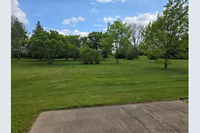 2126 Vierling Drive E, Shakopee, MN 55379 - Photo 8