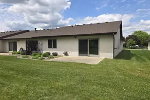 2126 Vierling Dr E, Shakopee, MN 55379 - Photo 6