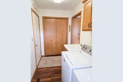 2126 Vierling Drive E, Shakopee, MN 55379 - Photo 20