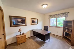 2126 Vierling Dr E, Shakopee, MN 55379 - Photo 18