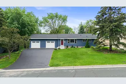 942 7th Avenue E, Shakopee, MN 55379 - Photo 2