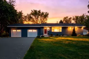 942 7th Ave E, Shakopee, MN 55379 - Photo 1