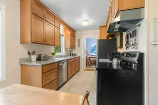 942 7th Ave E, Shakopee, MN 55379 - Photo 10