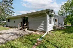1302 15th Ave E, Menomonie, WI 54751 - Photo 12