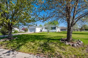 720 6th Dr NW, Perham, MN 56573 - Photo 2