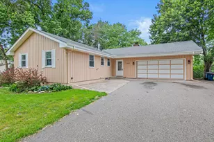 3225 Lanewood Ln N, Plymouth, MN 55447 - Photo 1