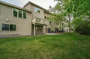 1407 Summit Shores Dr, Burnsville, MN 55306 - Photo 28