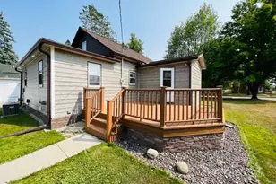 104 Cedar St NE, Remer, MN 56672 - Photo 4