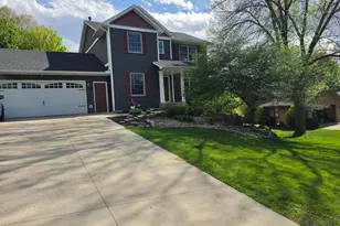 210 10th St SE, New Prague, MN 56071 - Photo 1
