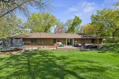1105 Lakeview Drive, Burnsville, MN 55337 - Photo 38