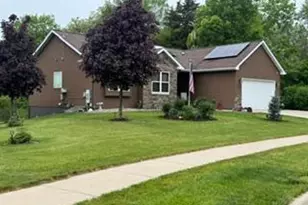924 Mallard Ln, Belle Plaine, MN 56011 - Photo 1