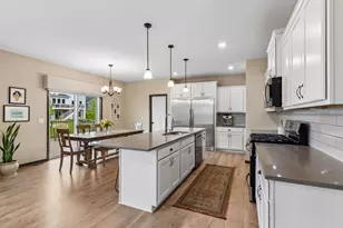 20164 Harvest Dr, Lakeville, MN 55044 - Photo 8