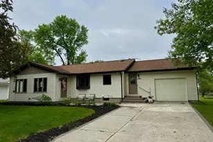 508 Fremont Ave NW, Renville, MN 56284 - Photo 1