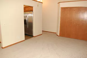 14839 Endicott Way, Apple Valley, MN 55124 - Photo 2