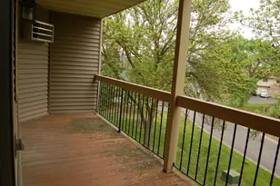 14839 Endicott Way, Apple Valley, MN 55124 - Photo 6