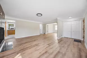 4515 Welcome Ave N, Crystal, MN 55422 - Photo 8