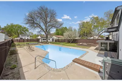 4515 Welcome Avenue N, Crystal, MN 55422 - Photo 36