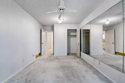 205 Barry Avenue S #320, Wayzata, MN 55391 - Photo 26